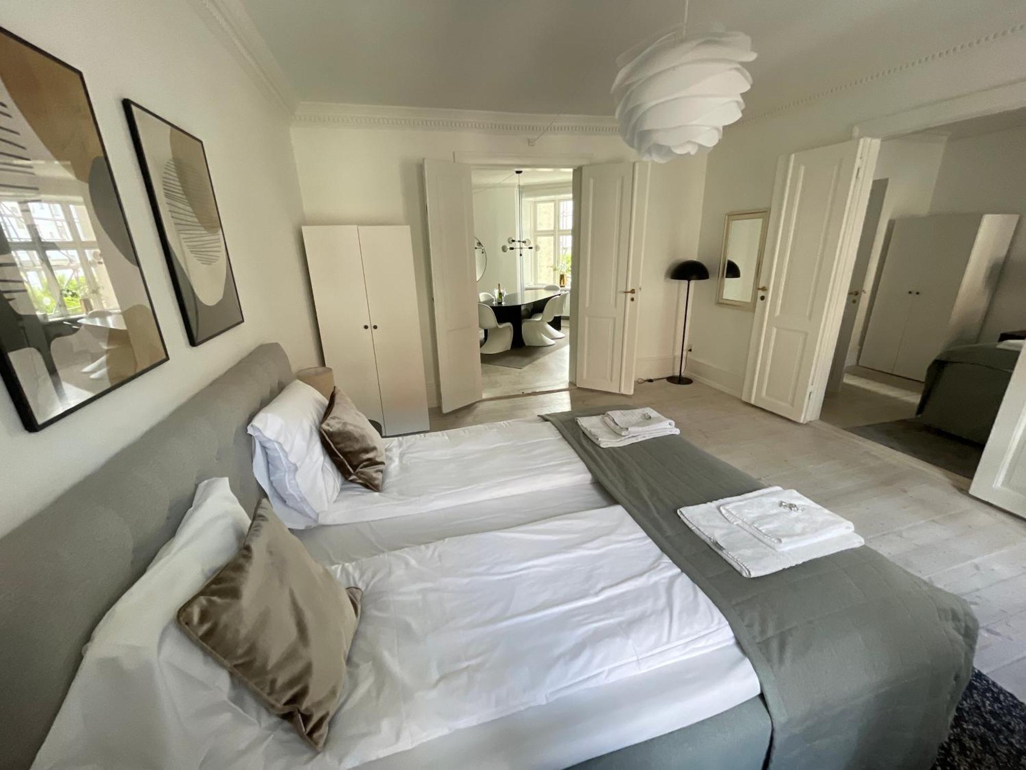 Nyhavn - Luxurious 3-4 Bedroom Appartamento Copenaghen